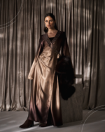 ⁦Classic Silk Dress – Brown to Beige⁩ - الصورة ⁦5⁩
